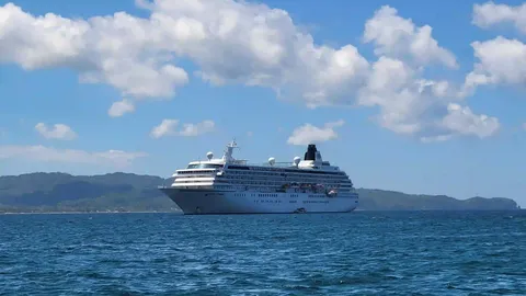 Cruise Ships to Boracay: The Ultimate Paradise Escape