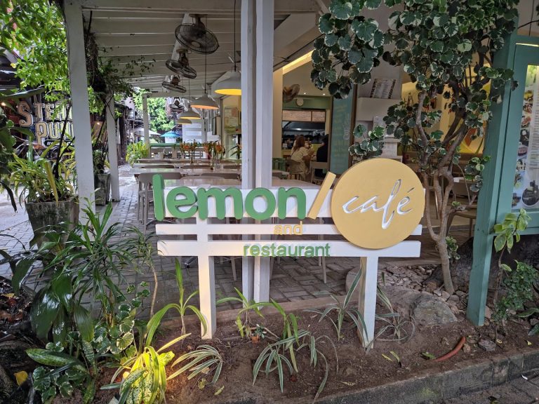 Lemon iCafe & Restaurant, D'Mall, Boracay
