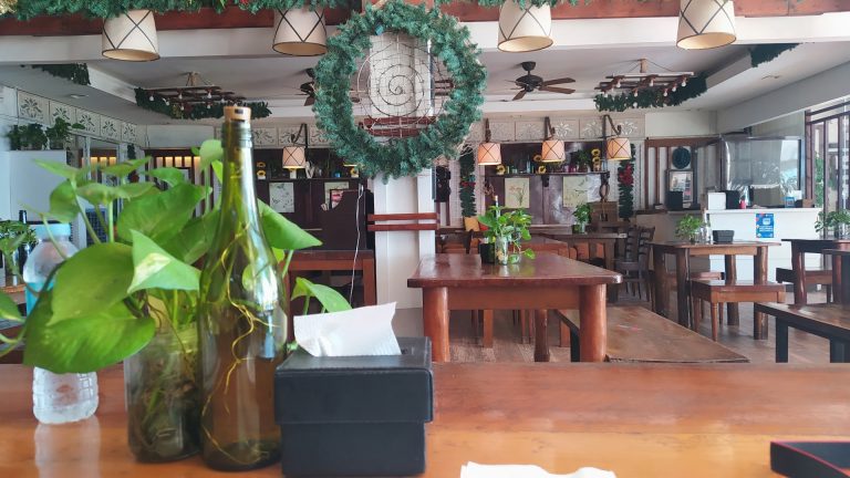 Paraiso Bar & Grill, Station 2, Boracay