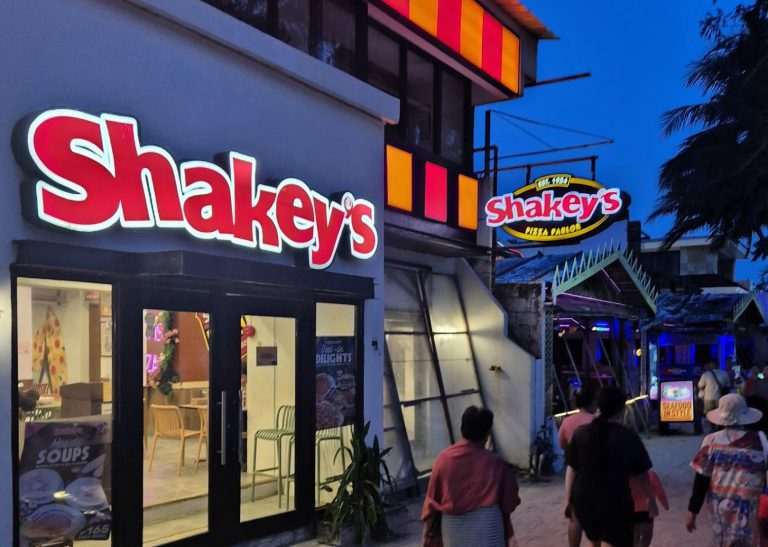 Shakey’s Pizza, Station 2, Boracay
