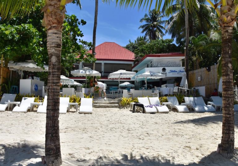 Station Juan Cafe and Wetlands Bar, Station 1, Boracay