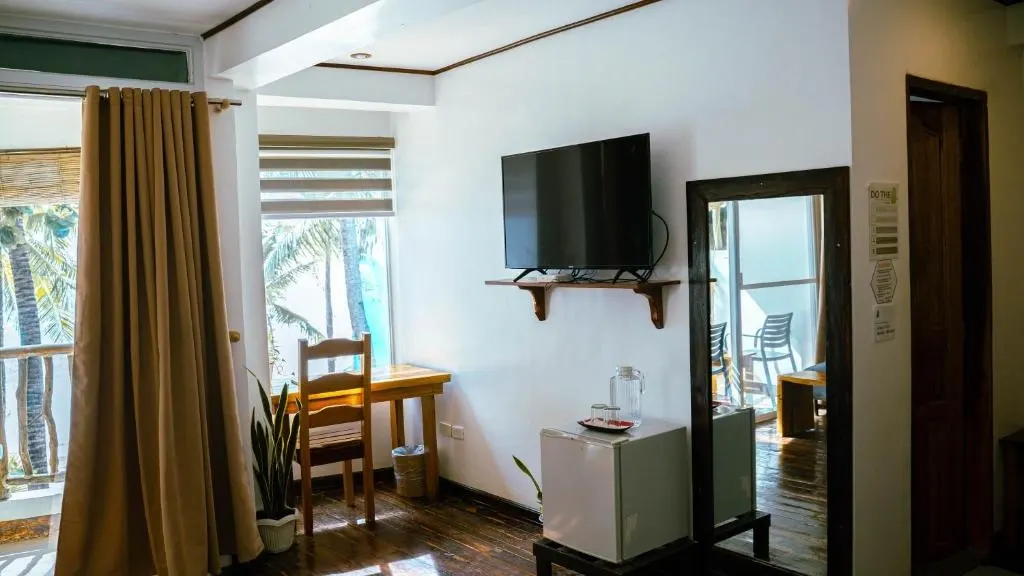 Deluxe Double Room with Seaview at DiveGurus Boracay Beach Resort, Boracay