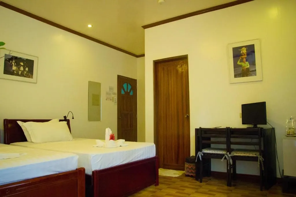 Deluxe Double Room at DiveGurus Boracay Beach Resort, Boracay