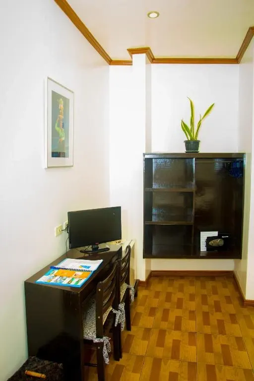 Deluxe Family Room at DiveGurus Boracay Beach Resort, Boracay