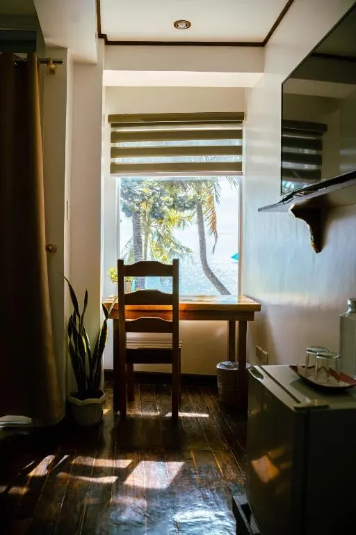 Deluxe Double Room with Seaview at DiveGurus Boracay Beach Resort, Boracay