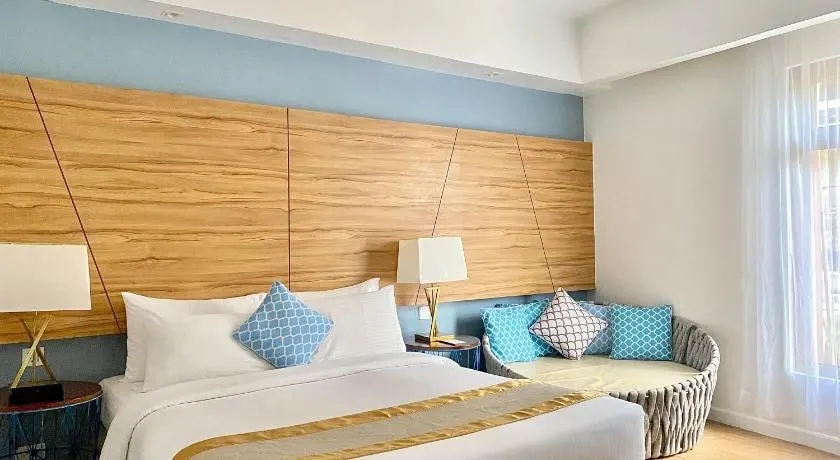 Deluxe Queen at Ferra Hotel and Garden Suites 3 stars out of 5, Boracay