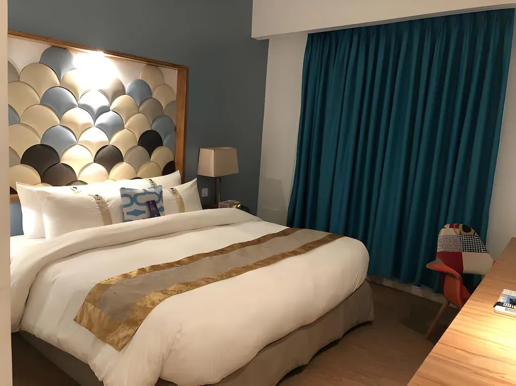 Deluxe King at Ferra Hotel and Garden Suites 3 stars out of 5, Boracay