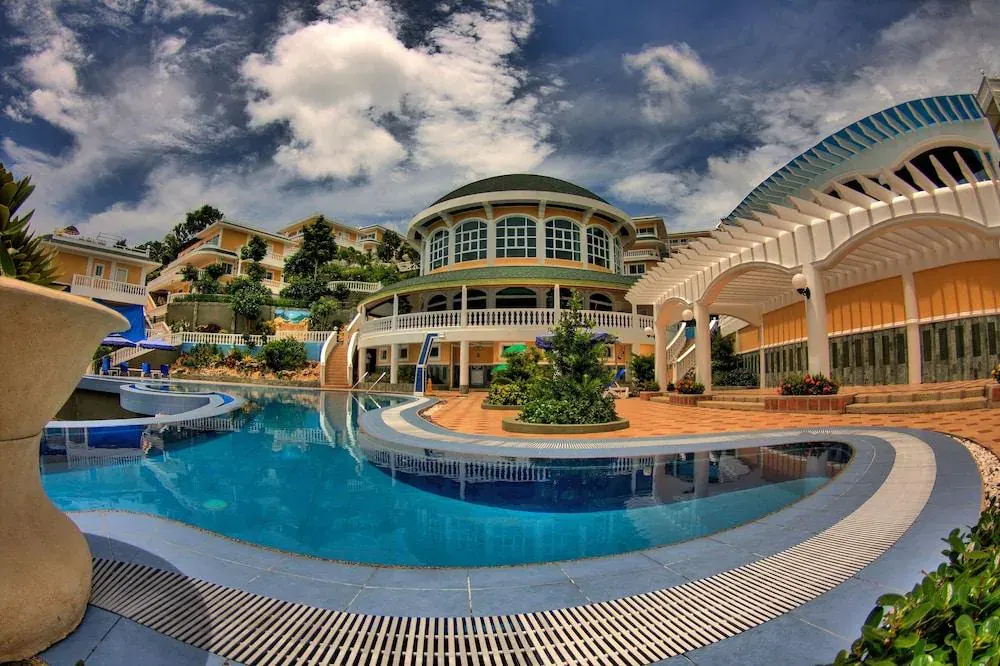 Monaco Suites de Boracay, Boracay — Photo 3