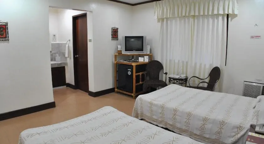 Standard Twin at Surfside Boracay Resort and Spa, Boracay
