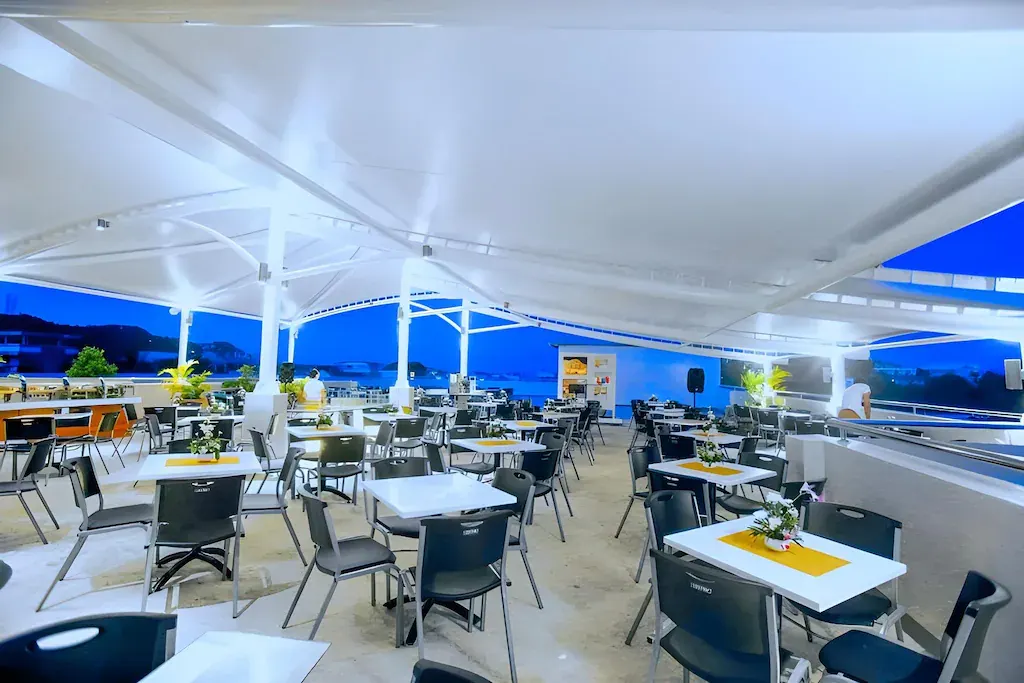 Boracay Uptown Hotel, Balabag, Boracay — Photo 11