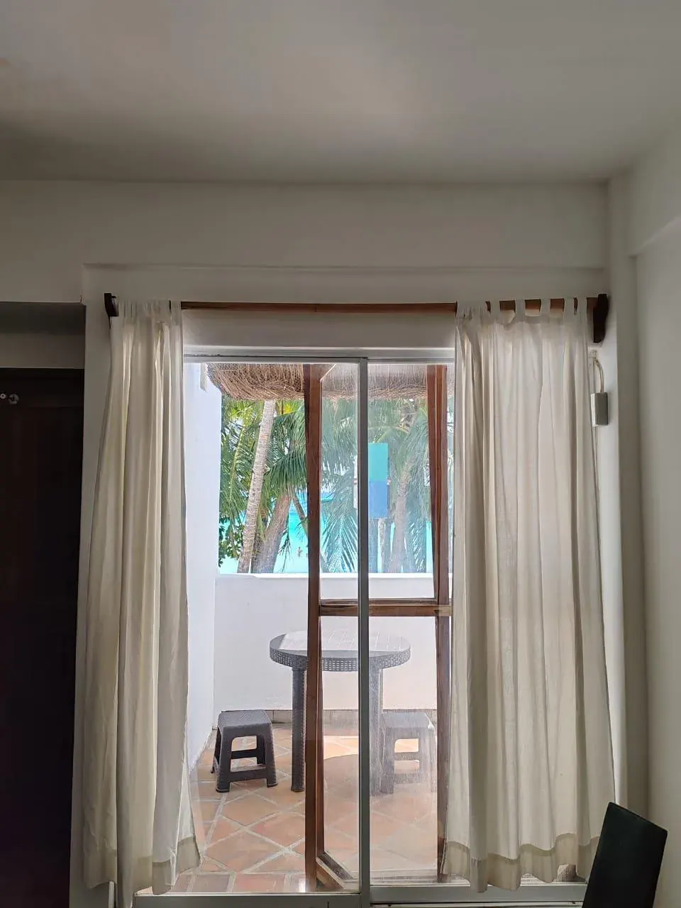 Standard at Boracay Coco Huts, Boracay