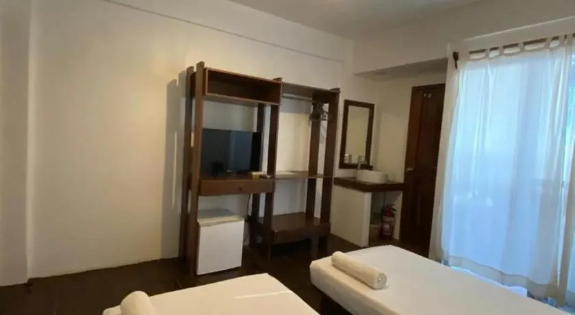 Standard at Boracay Coco Huts, Boracay