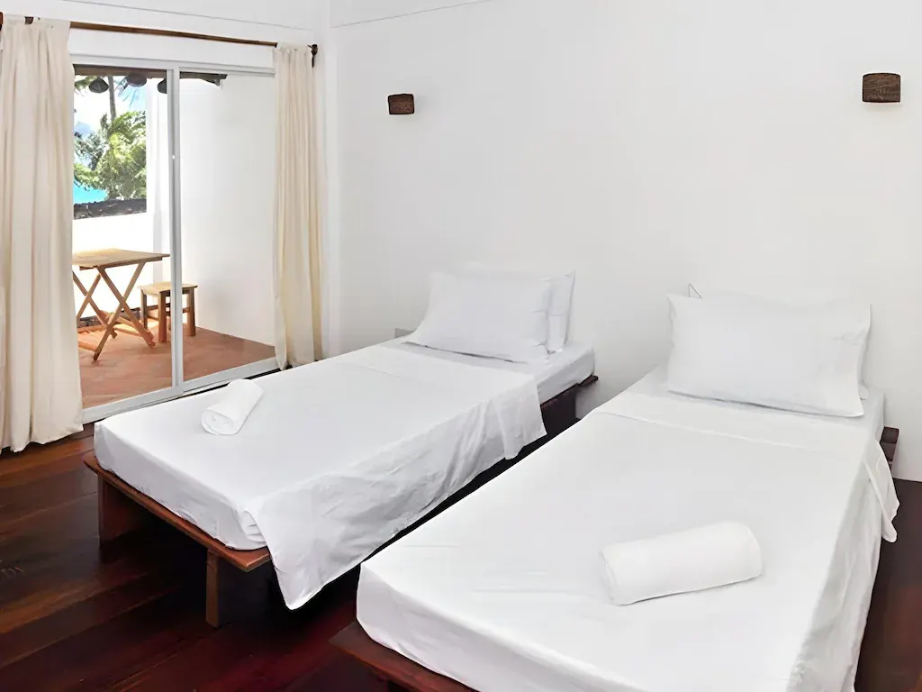 Standard at Boracay Coco Huts, Boracay