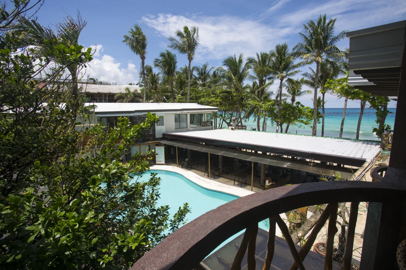 Deluxe Pool View