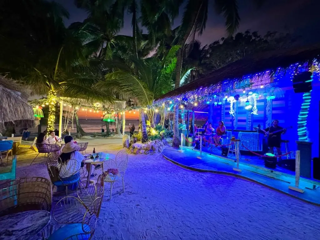 Casa Pilar Beach Resort, Boracay — Photo 16