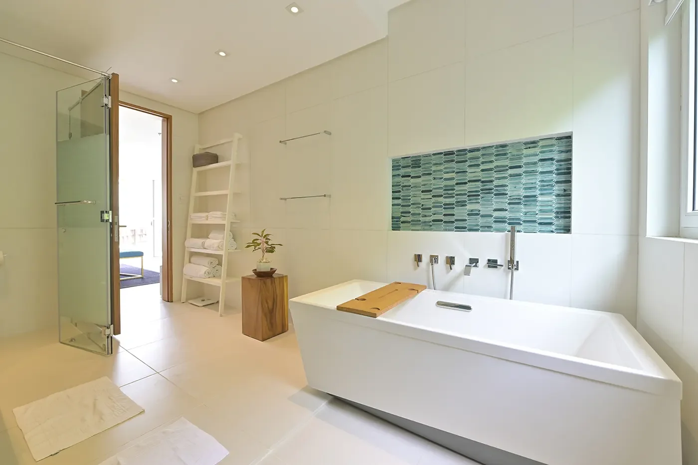 3 Bedroom Penthouse Panoramic Paradise