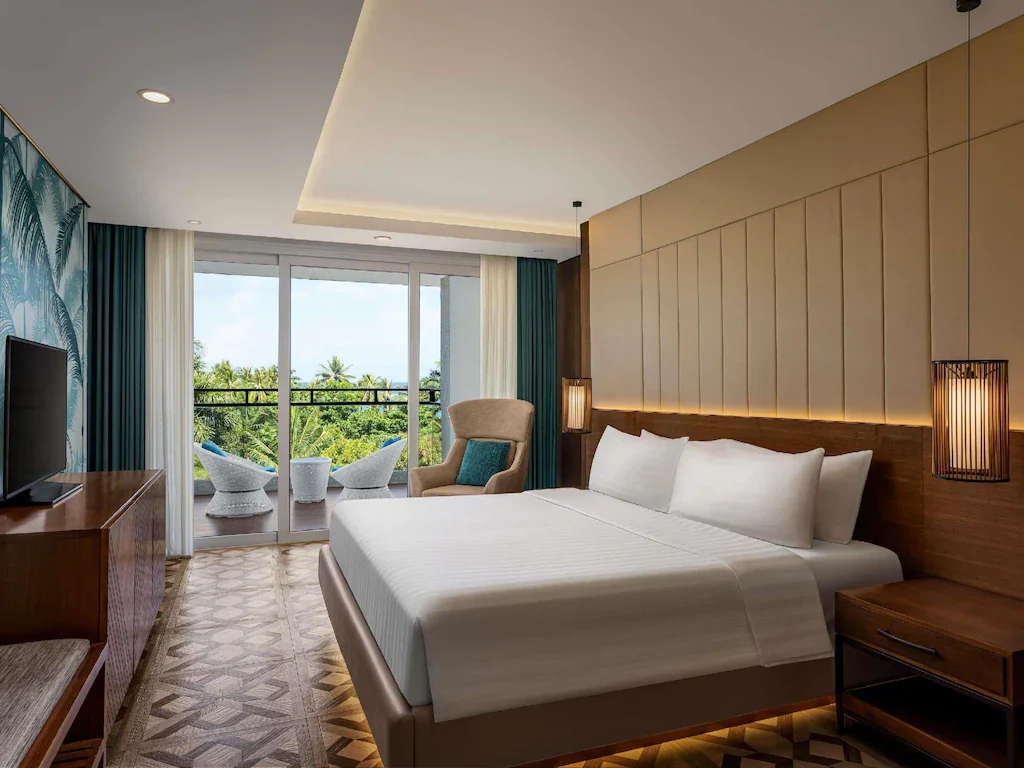 Superior King Room