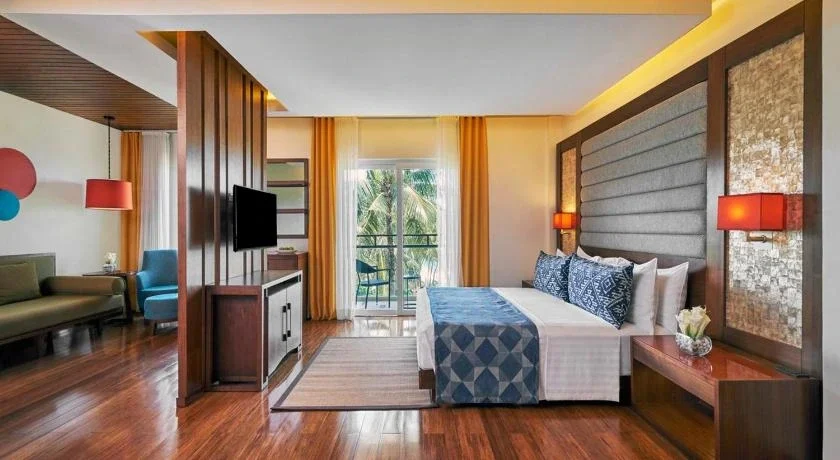 Junior King Suite