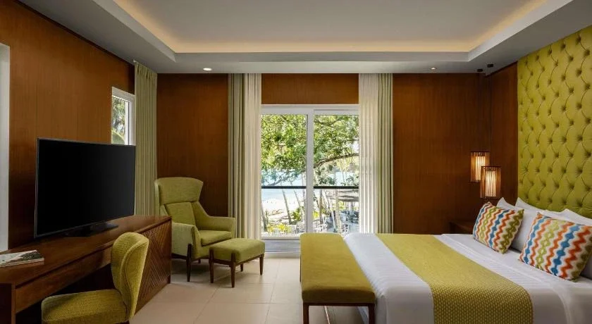 Junior King Suite