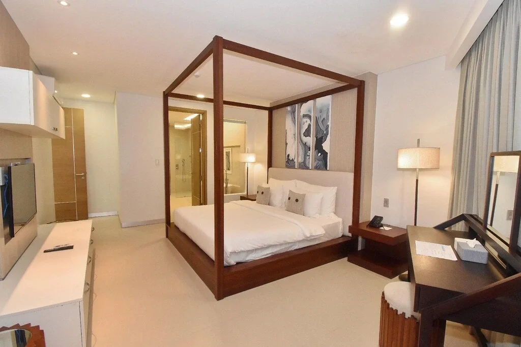 Premier Suite One Bedroom Pool View