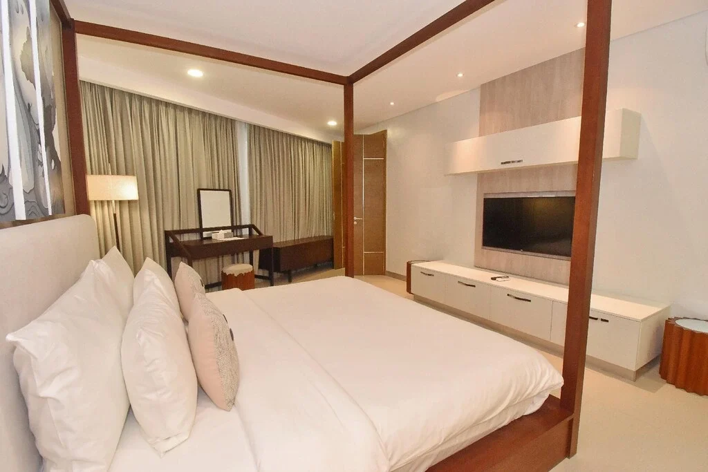 Premier Suite One Bedroom Pool View