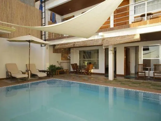 Bluewaves Westcliff Villa, Boracay — Photo 1