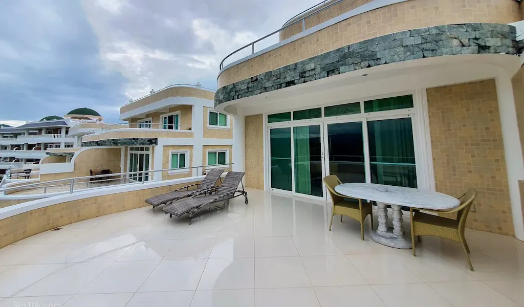 1 Bedroom Deluxe Suite at Lingganay Boracay Hotel Resort, Boracay