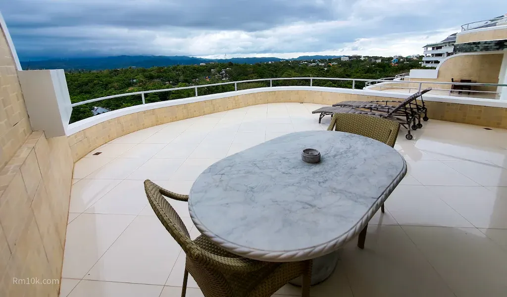 1 Bedroom Deluxe Suite at Lingganay Boracay Hotel Resort, Boracay