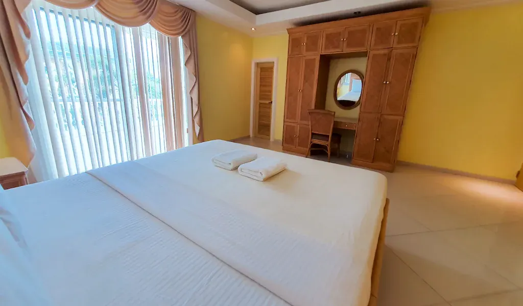 1 Bedroom Deluxe Suite at Lingganay Boracay Hotel Resort, Boracay