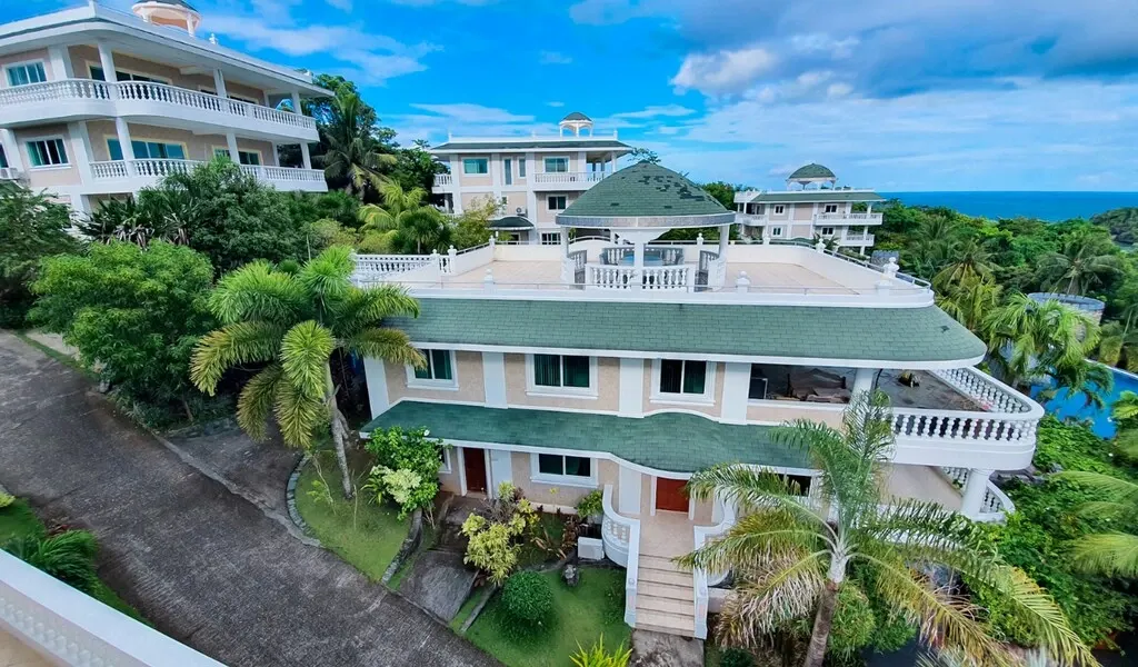 2 Bedroom Deluxe Suite at Lingganay Boracay Hotel Resort, Boracay