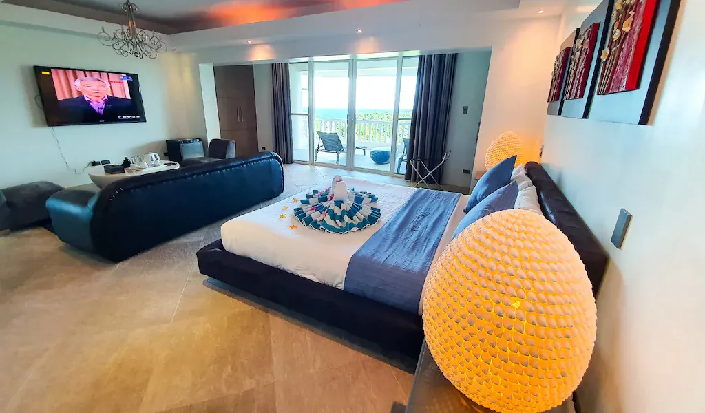 Diamond Studios at Lingganay Boracay Hotel Resort, Boracay