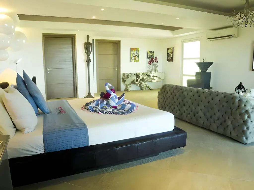 Diamond Designer Studio at Lingganay Boracay Hotel Resort, Boracay
