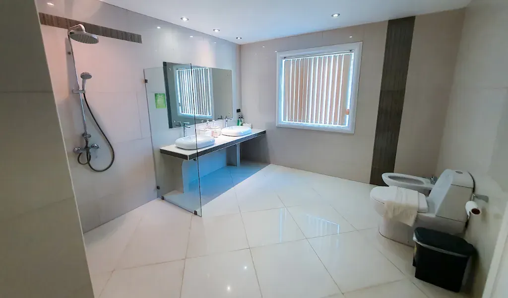 1 Bedroom Deluxe Suite at Lingganay Boracay Hotel Resort, Boracay