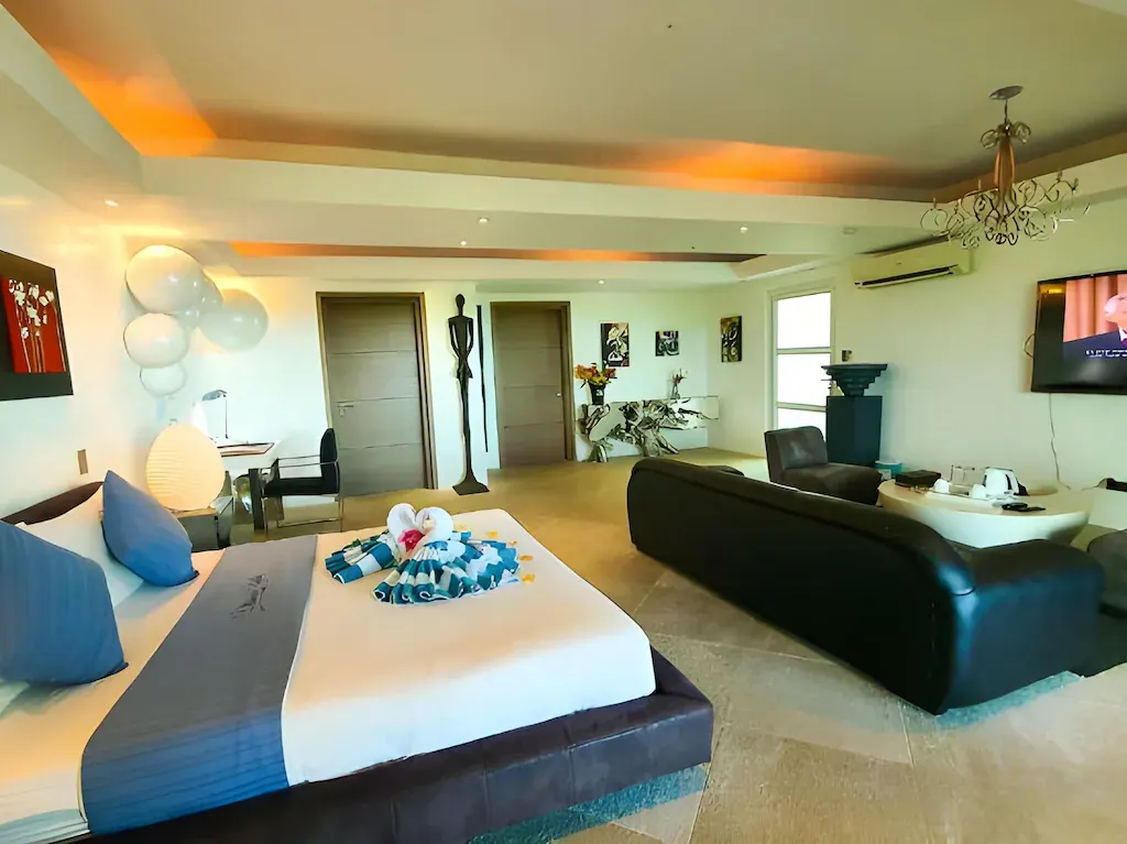 Diamond Designer Studio at Lingganay Boracay Hotel Resort, Boracay