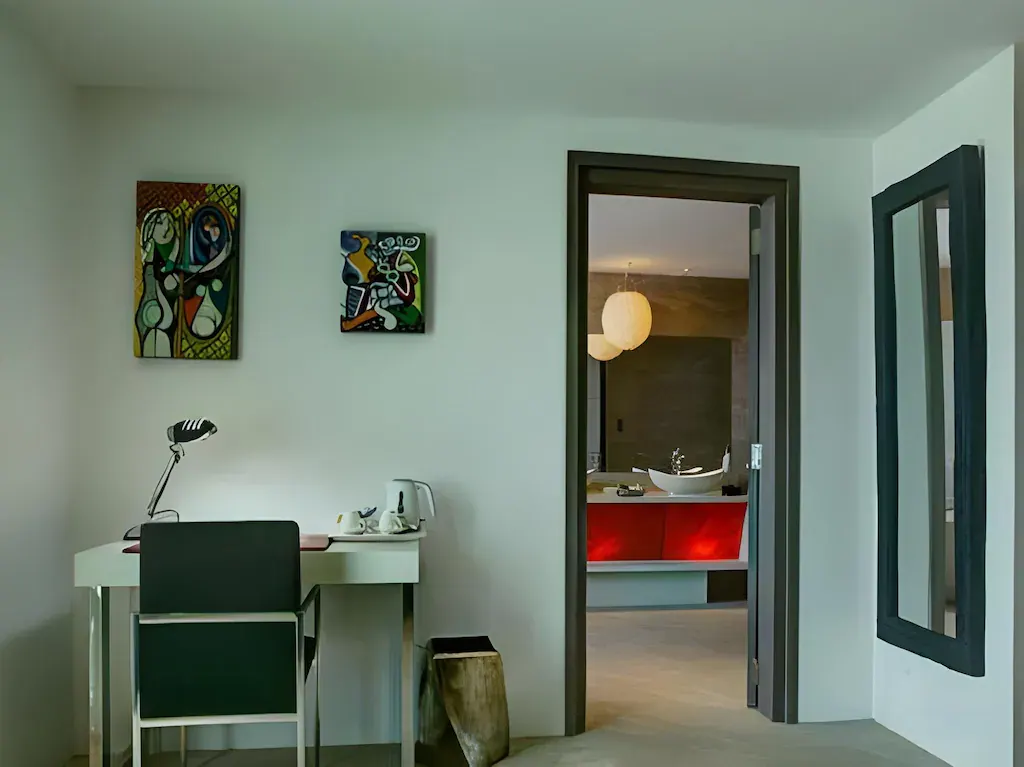 Diamond Designer Studio at Lingganay Boracay Hotel Resort, Boracay