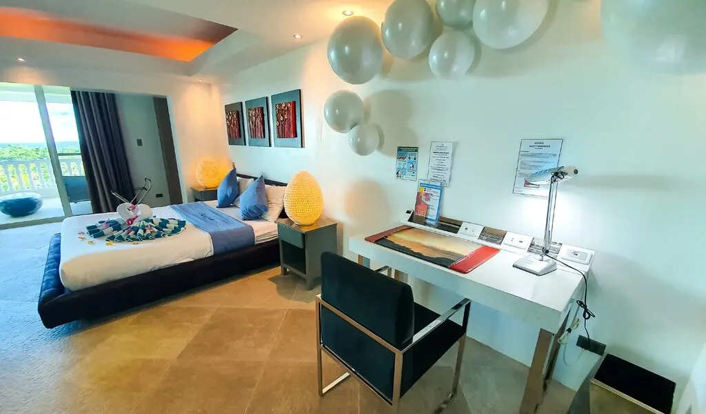 Diamond Studios at Lingganay Boracay Hotel Resort, Boracay