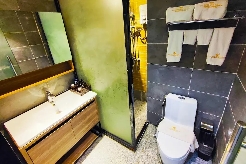 Deluxe Room Double at Erus Suites Hotel Boracay, Boracay