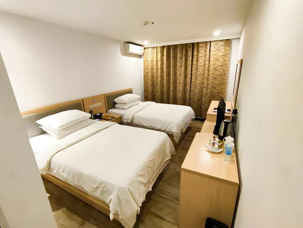 Deluxe Room at Erus Suites Hotel Boracay, Boracay