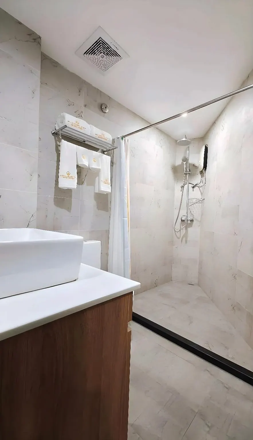 Deluxe Room Double at Erus Suites Hotel Boracay, Boracay