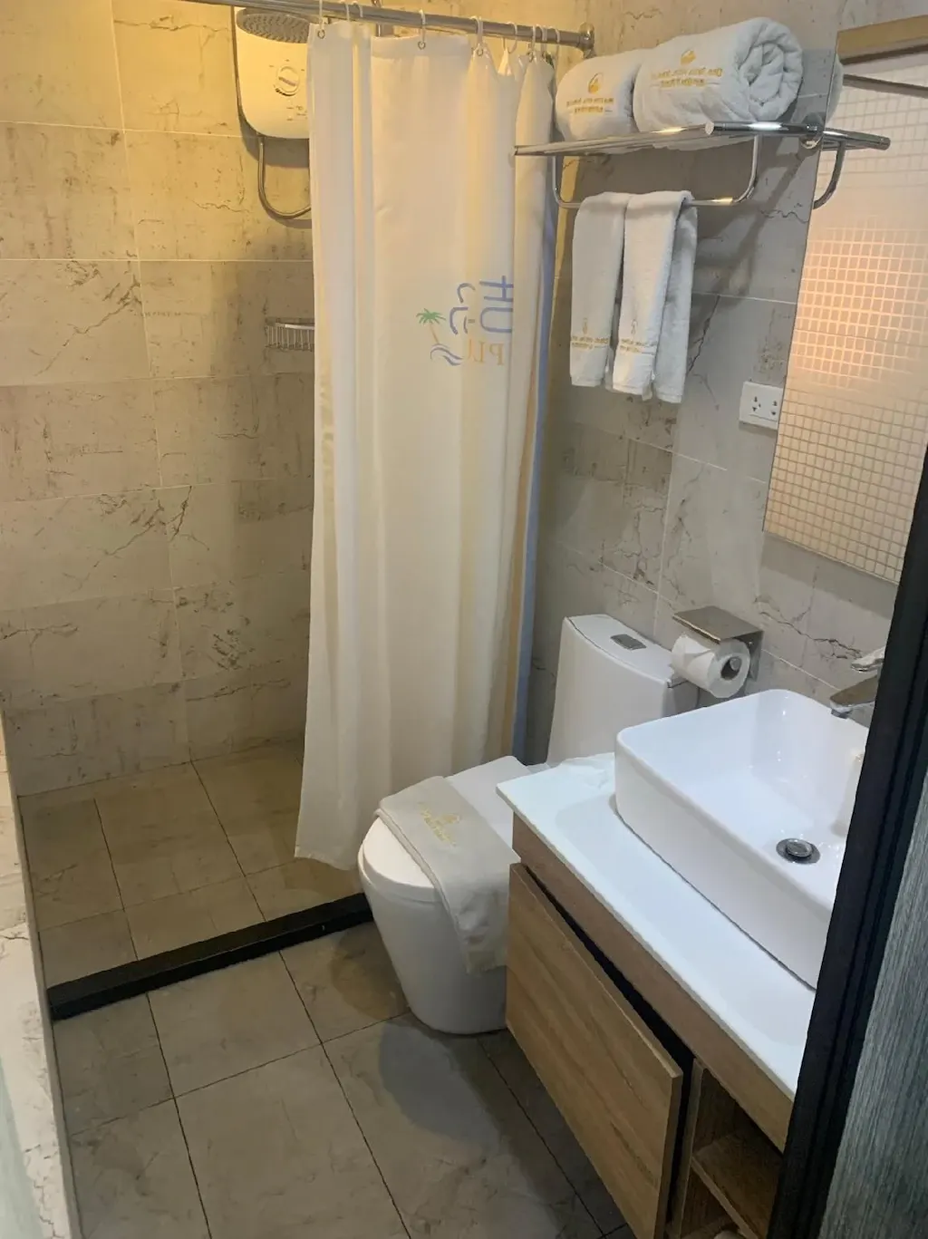 Deluxe Room at Erus Suites Hotel Boracay, Boracay