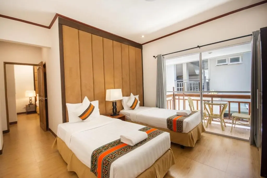 Family Room at Sur Beach Resort Boracay, Boracay