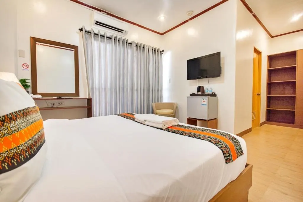 Superior Twin at Sur Beach Resort Boracay, Boracay