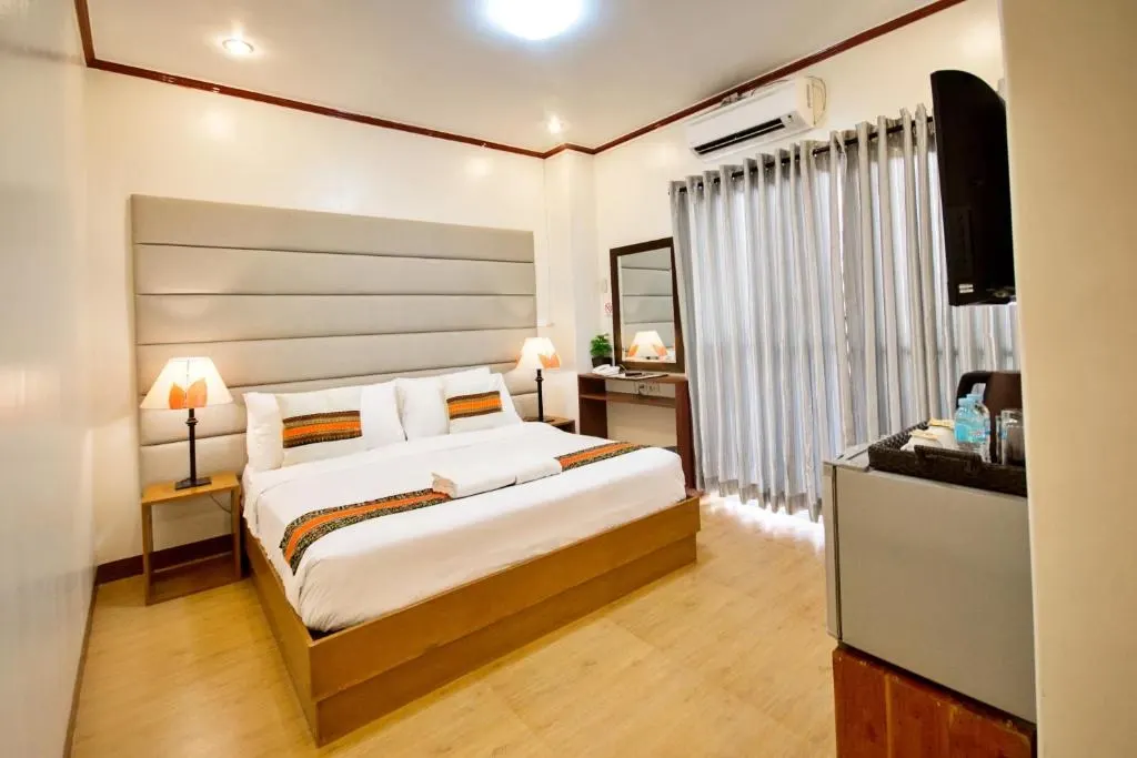 Superior Twin at Sur Beach Resort Boracay, Boracay