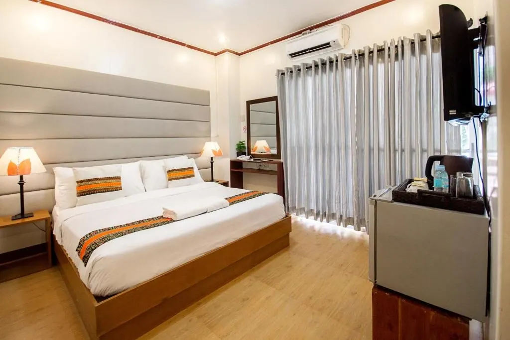 Superior Twin at Sur Beach Resort Boracay, Boracay