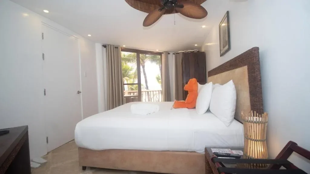 Deluxe Beach Front View