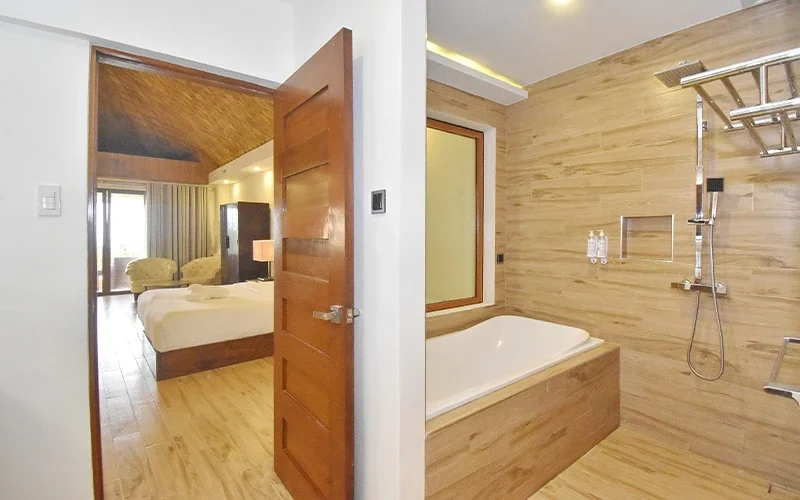 Honeymoon Suite
