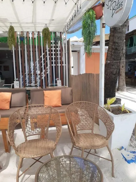 Bluewaves Beach House, Boracay — Photo 8