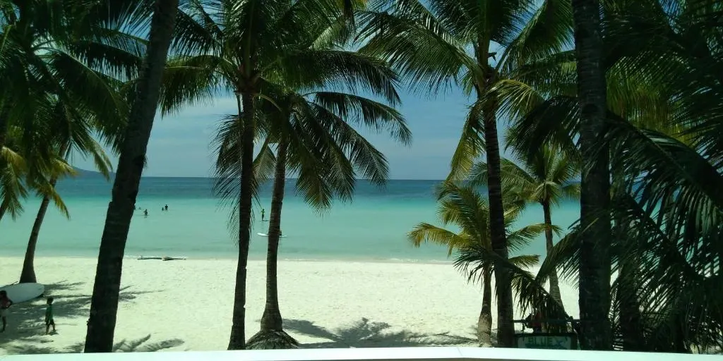 Bluewaves Beach House, Boracay — Photo 4
