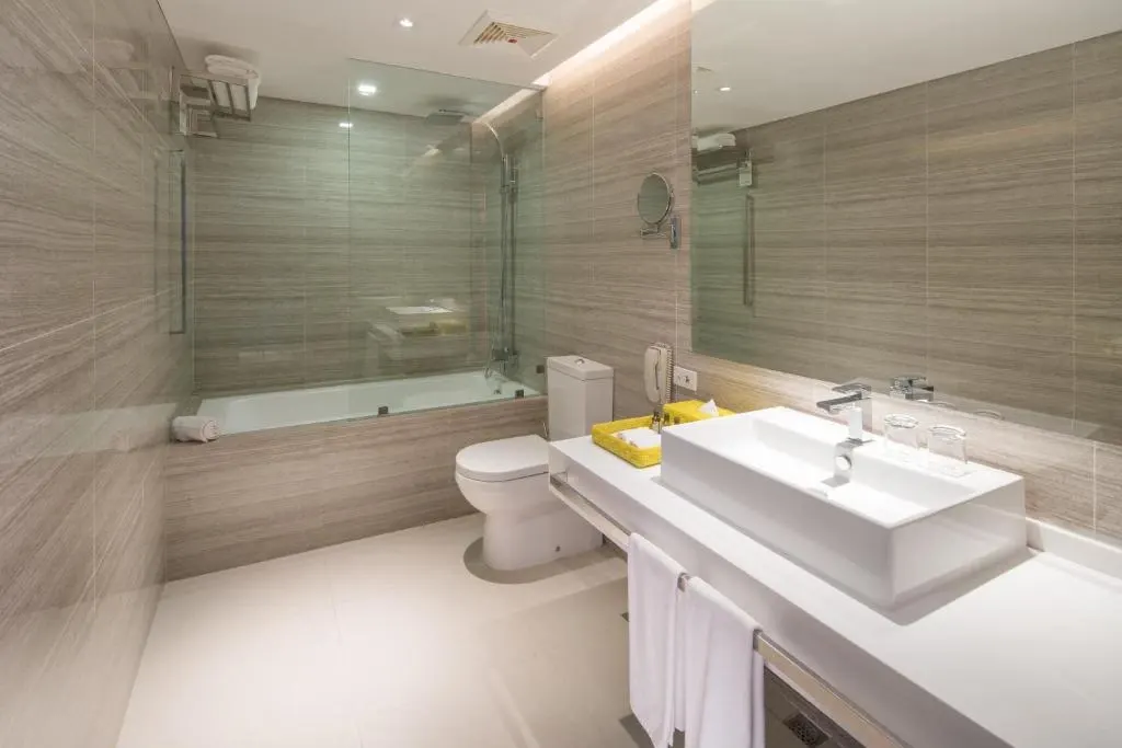 Superior Deluxe Twin at Astoria Current, Boracay