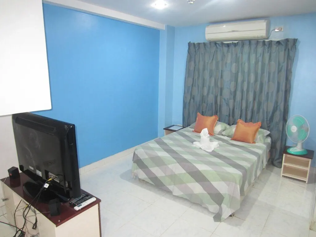 Studio Apartment at Roxon Apartments, Boracay